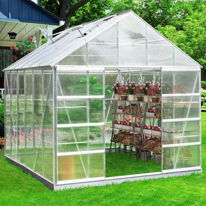 Even-span greenhouse
